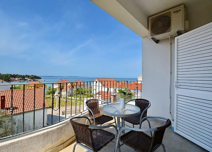 Apartments Miro