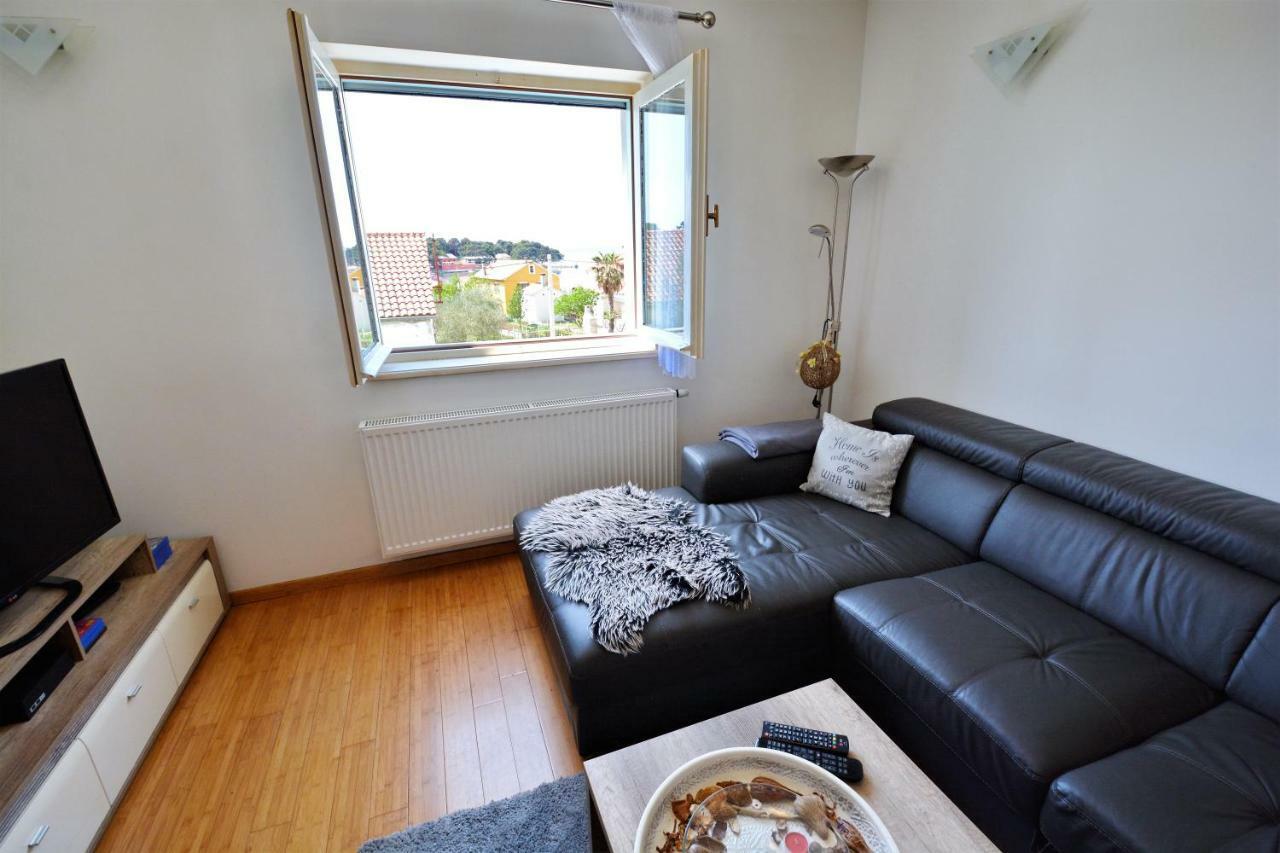 Miro Apartment