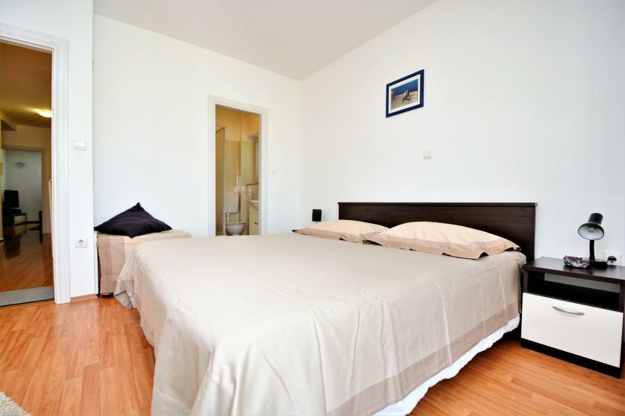 Apartment Miro
