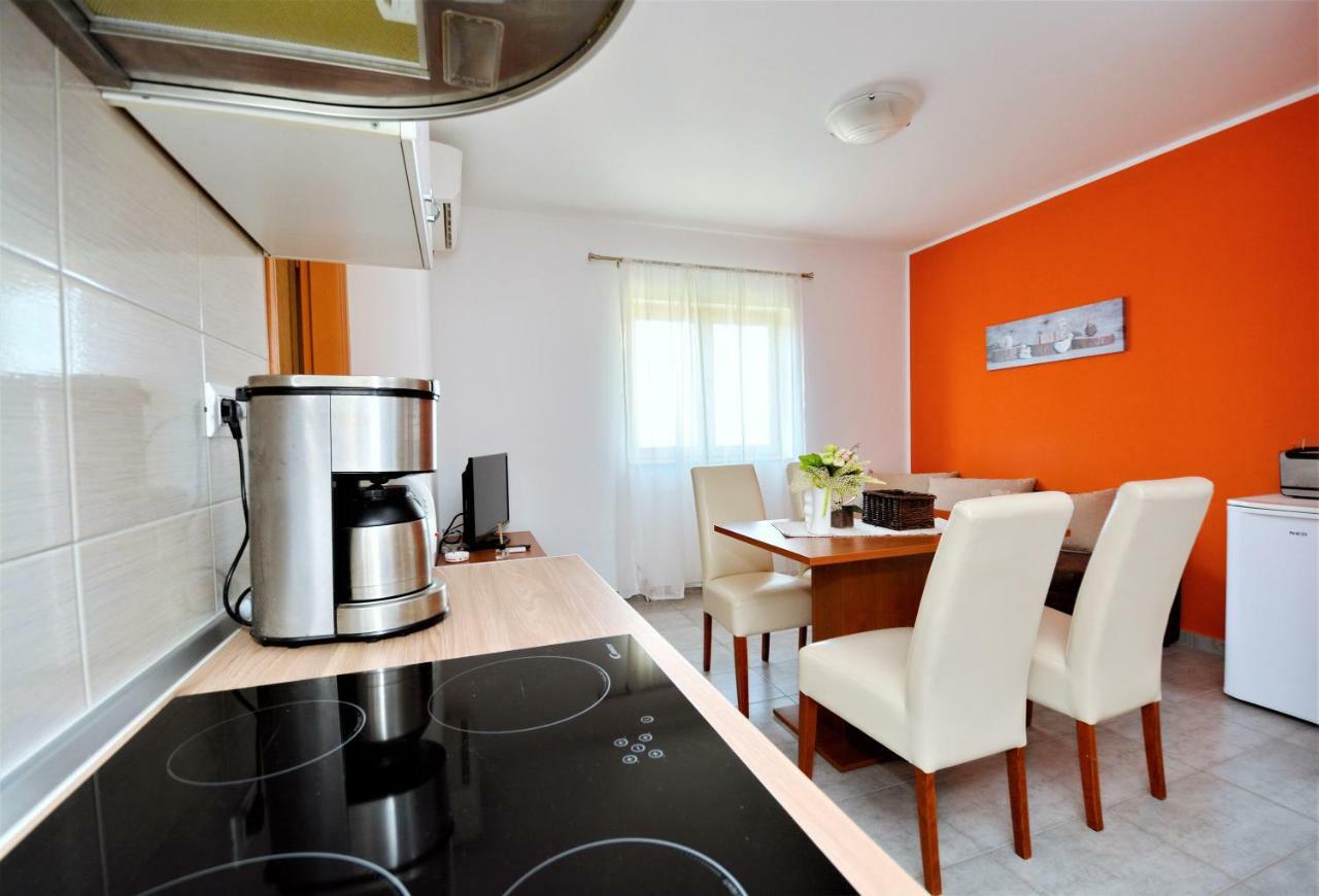 Miro Apartment *