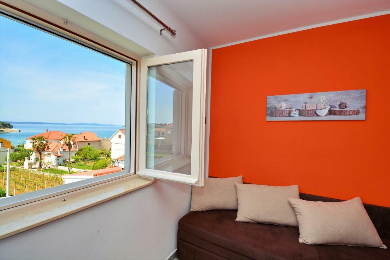 Miro Apartment